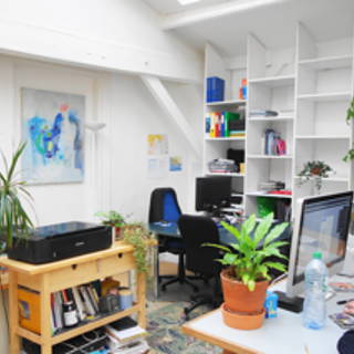 Bureau privé 12 m² 2 postes Coworking Rue Stephenson Paris 75018 - photo 1